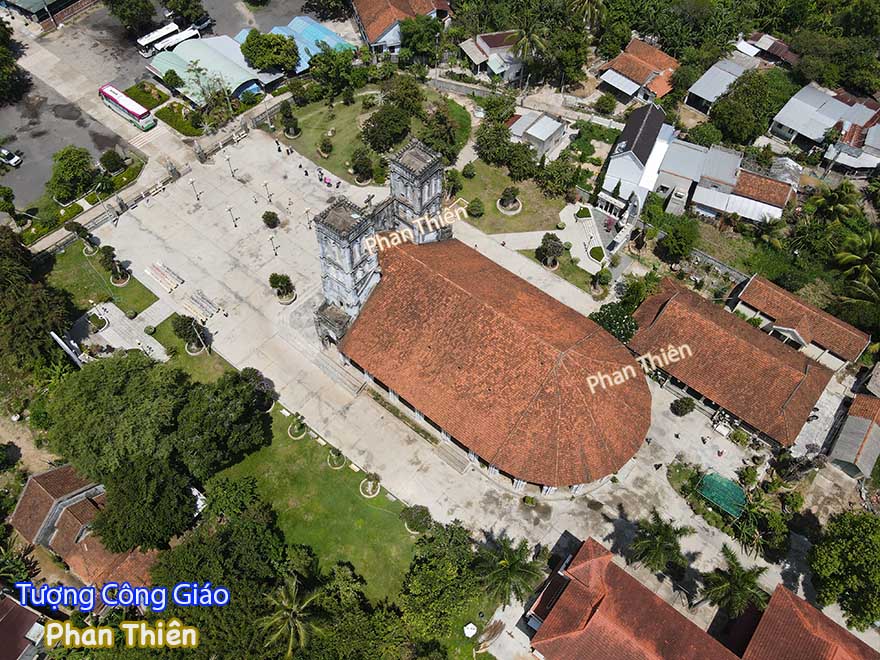 nhà thờ mằng lăng phú yên